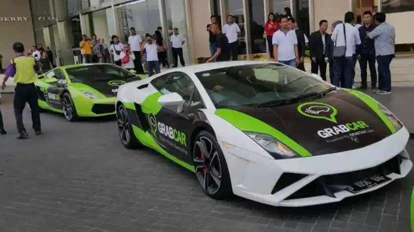 Berita - Ingin Menjauh Dari Lokasi Ledakan, Gunakan GrabCar Gratis