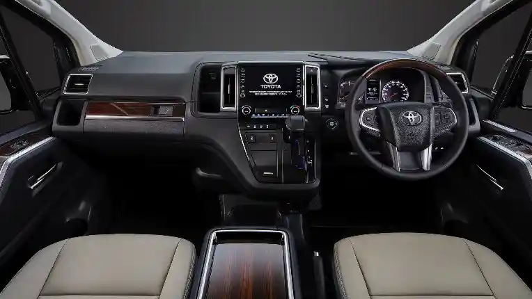 Foto - Ini Dia Toyota GranAce, HiAce Versi Mewah