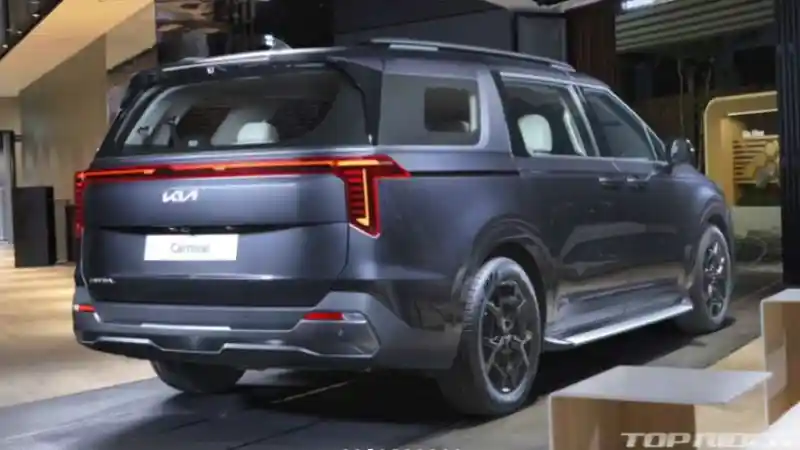 Foto - Kia Grand Carnival Facelift Resmi Meluncur Di Korea Selatan