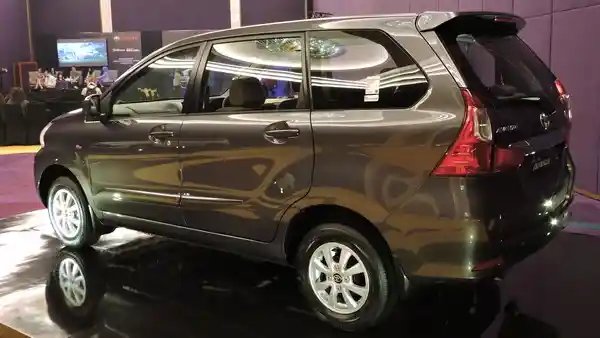 Berita - Avanza dan Gran Max Jadi Favorit di Layanan Ekspedisi Online ini