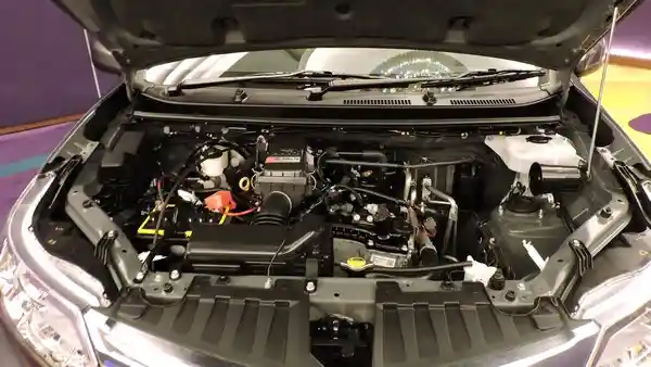 Foto - Mesin Toyota Avanza dan Sienta 3 Tahun Lagi Berbahan Aluminium Lokal