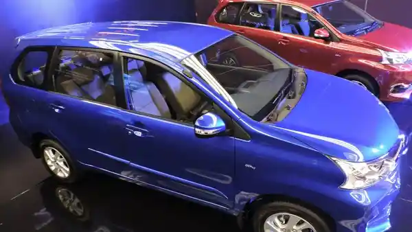 Berita - Daftar Harga LMPV Terbaru (Juli 2018)