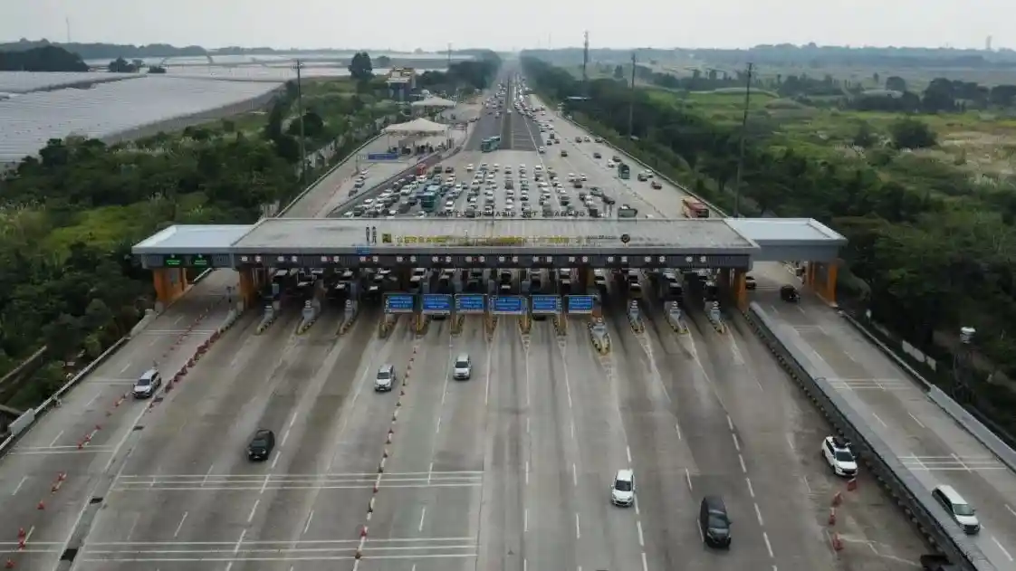 Berita - Antisipasi Libur Imlek, Ruas Tol Trans Jawa Dilakukan Pembatasan