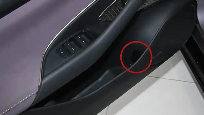 Berita - BYD, Tesla hingga Geely Recall Jutaan Mobil di China Gara-gara Handle Pintu Darurat