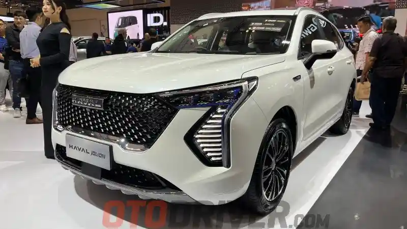Foto - Fitur Power Tailgate Pada Haval Jolion Hadir Sebagai Aksesoris, Bukan Bawaan Mobil