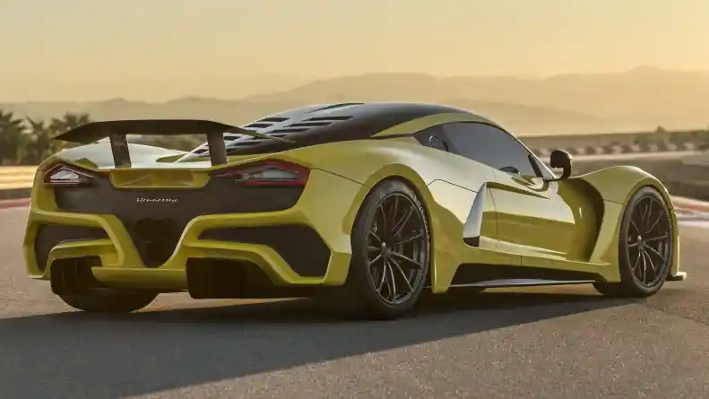 Foto - Hypercar Ini Bisa Melesat Melebihi Pesawat Jet!