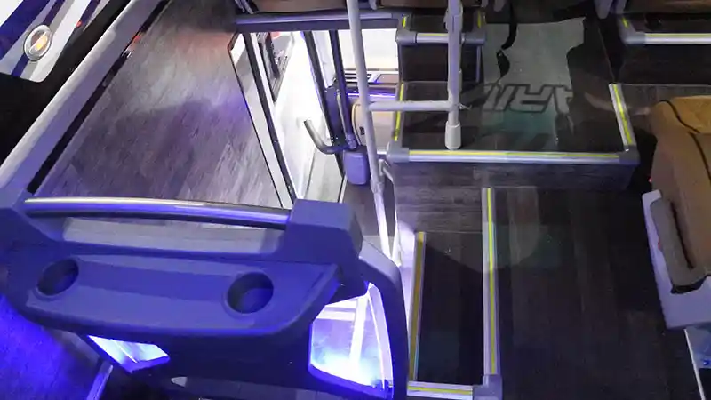 Foto - Menengok Detail Bus 'Herbie' Seharga Rp 3,5 Miliar