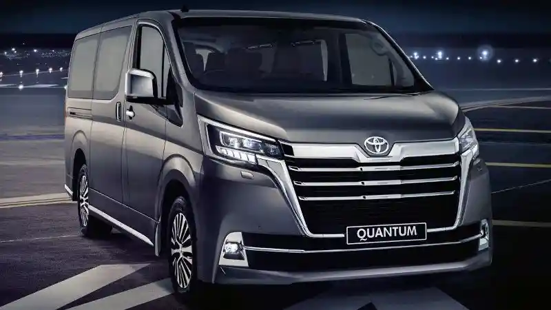 Berita - Toyota HiAce Akan Masuk Era Elektrifikasi. PHEV Jadi Pilihan.