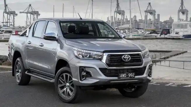 Berita - Toyota Hilux Kena Recall Karena Kurang Label