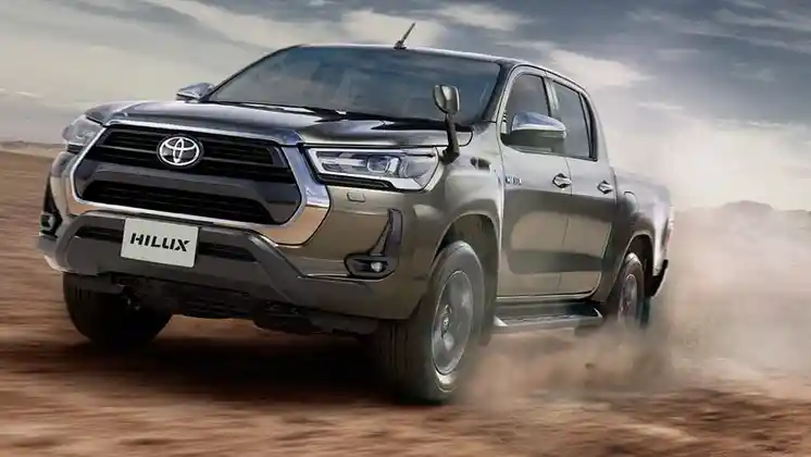Pikap - Toyota New Hilux Versi Indonesia, Lebih Mewah Dari JDM?
