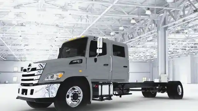 Truk - Hino L Series 2020, Kabin Makin Luas Bisa Tambah Penumpang