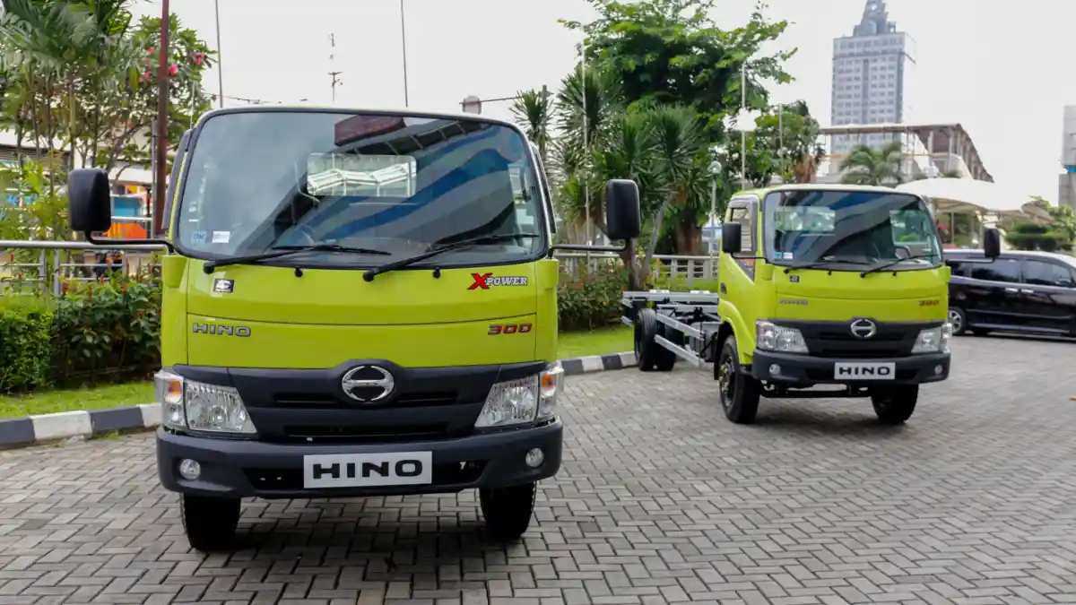 Berita - Hino Indonesia Resmi Mengubah Nama 3 Truknya Lebih Mendunia