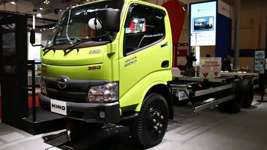 Berita - GIIAS 2024: Beli Hino Bisa Nyicil Rp900 Ribuan 