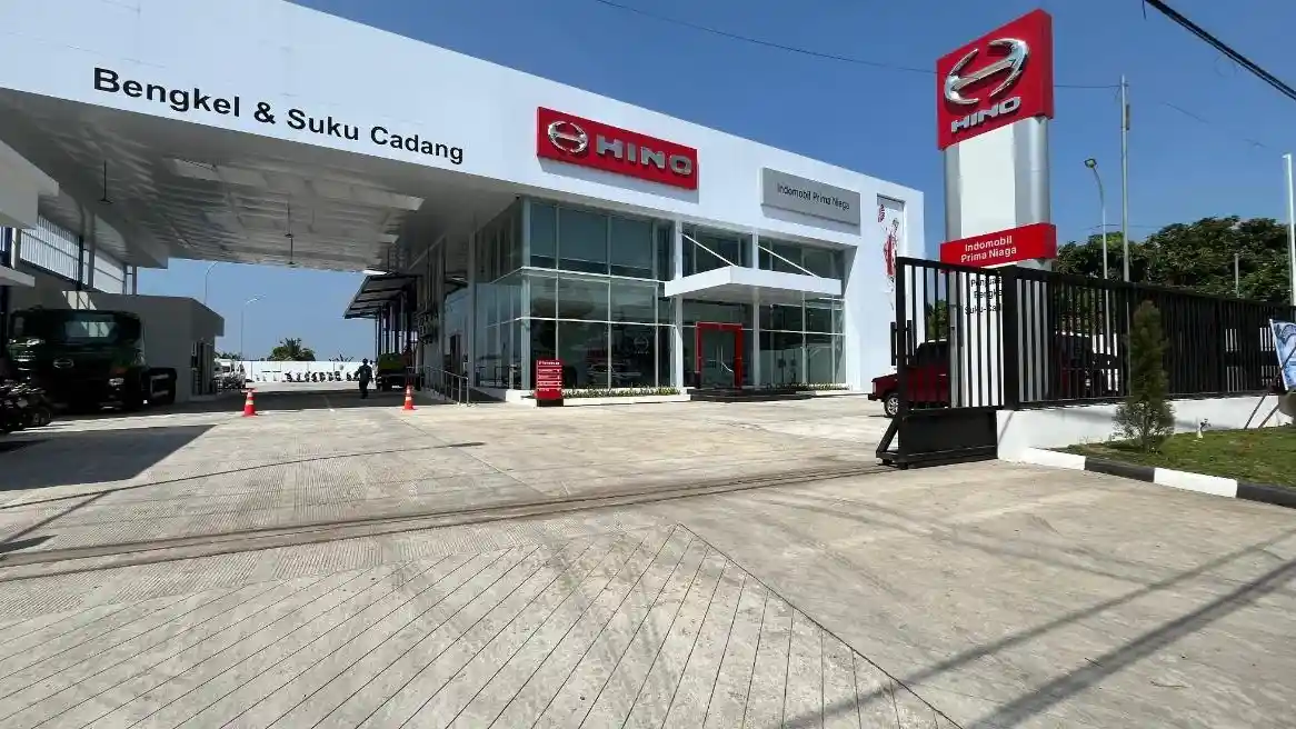 Truk - Perkuat Layanan, Hino Resmikan Dealer Baru di Banyuwangi