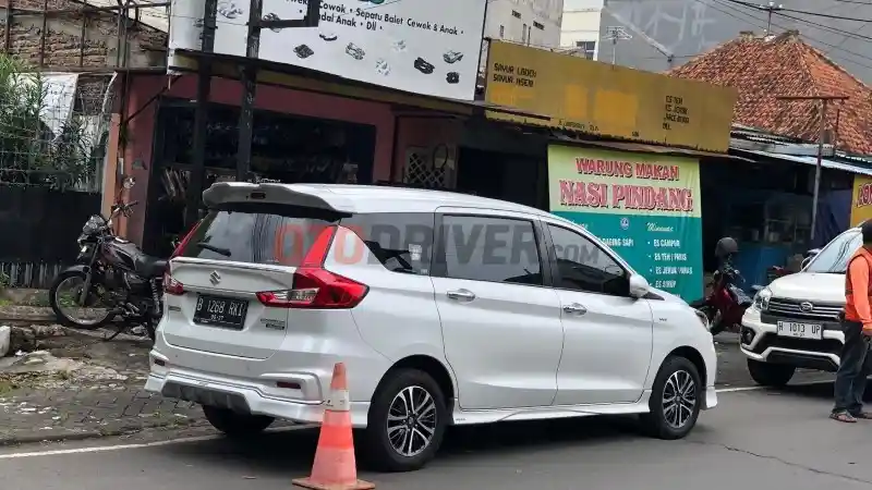 Foto - Ini Pengalaman Berkendara Tim Otodriver I pada Holiday In Style 2022