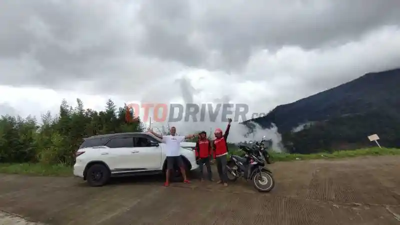 Foto - Ini Pengalaman Berkendara Tim Otodriver I pada Holiday In Style 2022