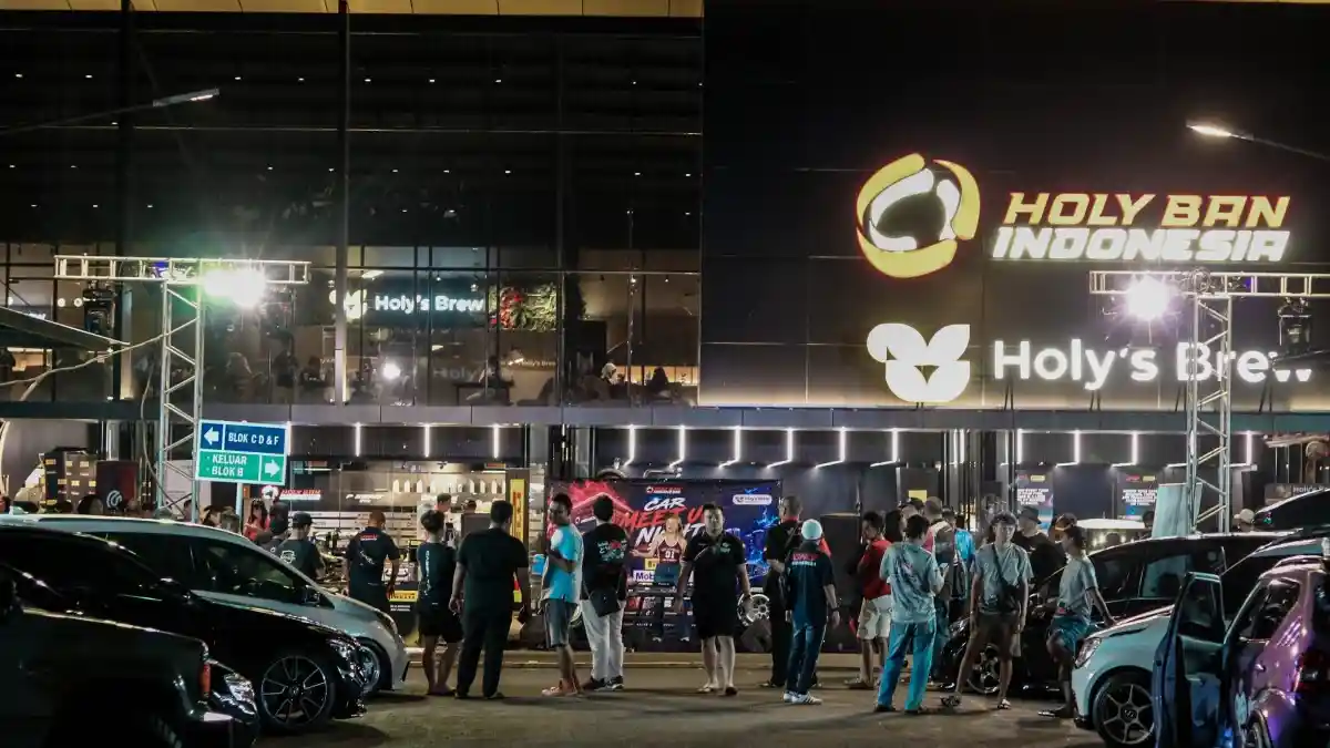 Berita - Car Meet Up Night Session 2 Sukses Digelar, 400-an Mobil Meriahkan Acara