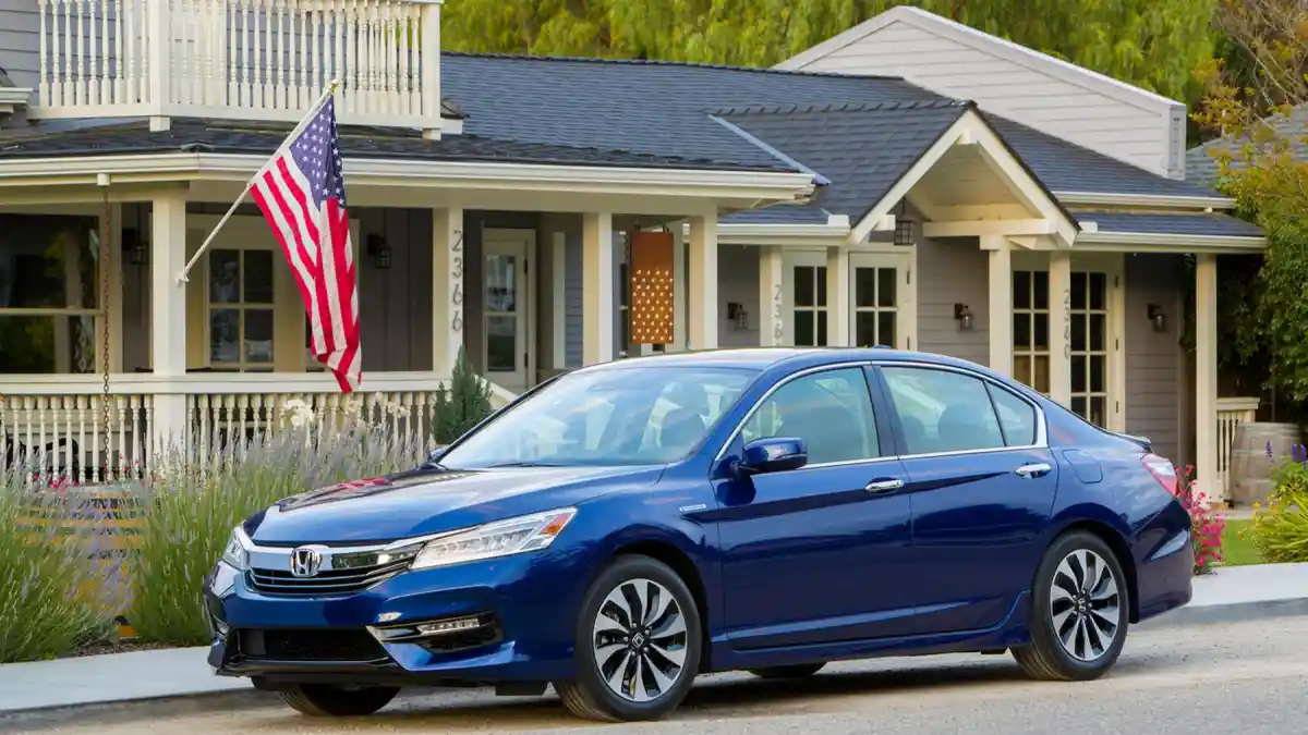 Berita - Honda Accord Hybrid Model Baru Siap Dilepas di AS