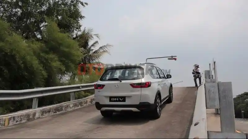 Foto - All New Honda BR-V Laris Dipesan 3.200 Unit