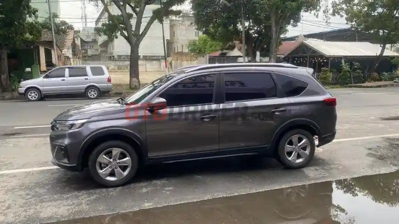 Foto - Harga Lebih Terjangkau, Berikut Keunggulan Honda BR-V Tipe E CVT