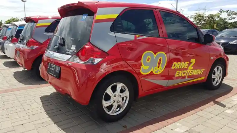 Foto - Kemenperin Harap Konsumsi BBM LCGC Bisa Lampaui 20 Km/L