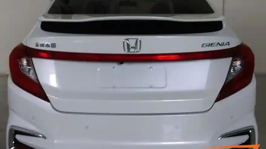 Foto - SPY SHOT: Honda City Hatchback 2016