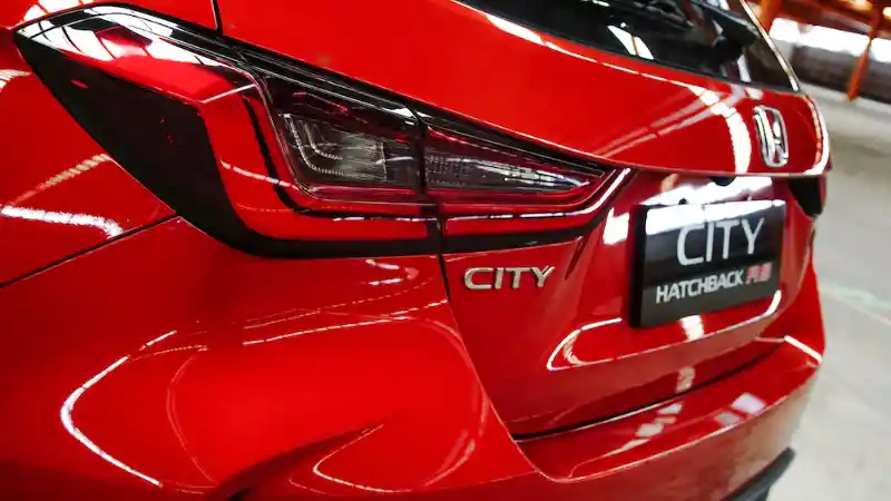 Berita - Harga City Hatchback RS Terpaut Rp 2 Juta Dari Jazz RS? 