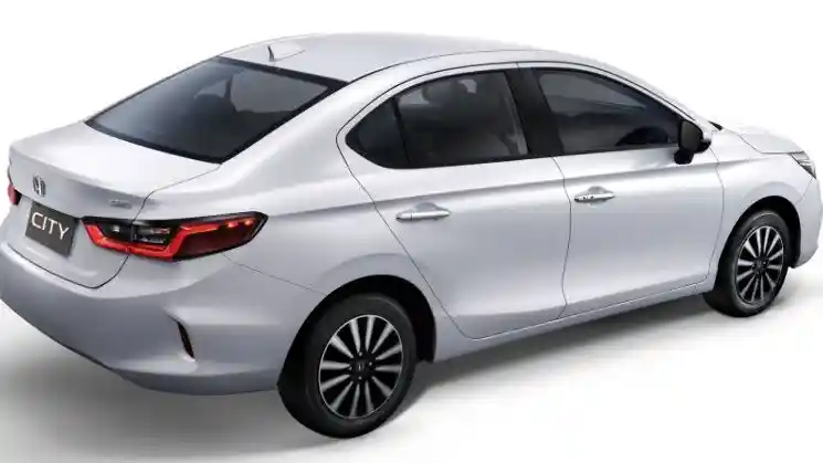 Foto - Honda City Generasi Baru di Thailand VS City Versi Indonesia