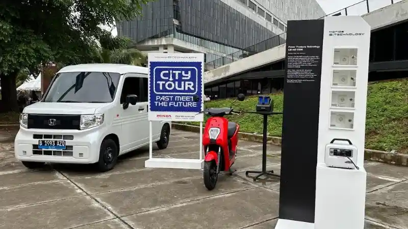 Foto - Mempertemukan Masa Lalu dan Masa Depan Pada Honda e:Technology City Tour