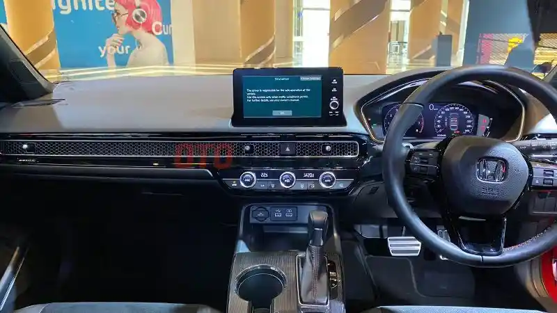 Foto - Honda Civic Salah Satu Sedan Paling Aman di Dunia, Ini Buktinya