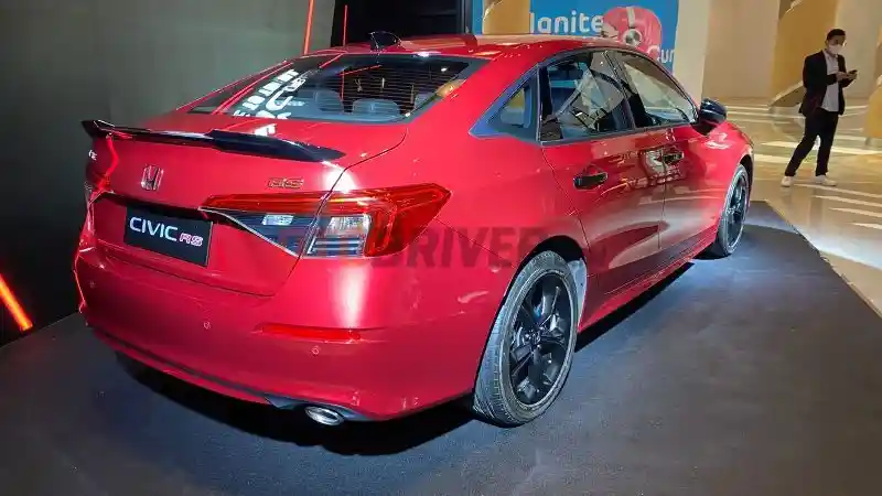 Foto - Honda Civic Salah Satu Sedan Paling Aman di Dunia, Ini Buktinya