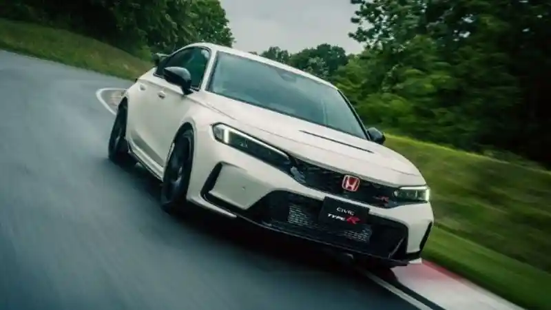 Berita - Honda Civic Type R Mungkin Saja Berpenggerak Empat Roda Dan Bermesin Hybrid