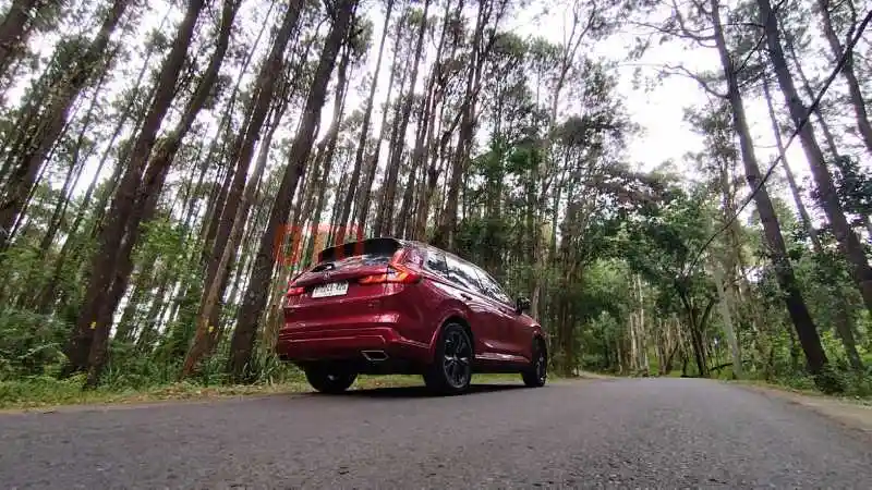 Foto - Mudik In Style 2024: Pulang Kampung Ke Yogyakarta Irit Bertenaga Dengan Honda CR-V RS e:HEV
