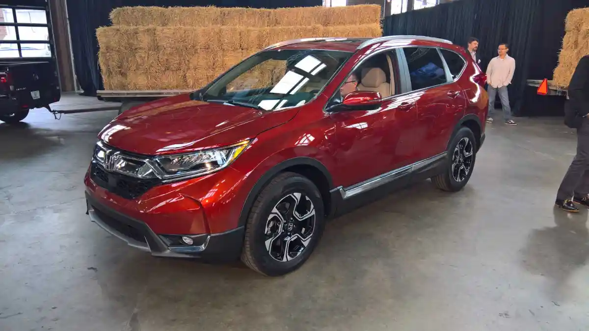 Foto - Honda Indonesia Kembali Pastikan CR-V Generasi Baru Masuk Indonesia Hadir 2017