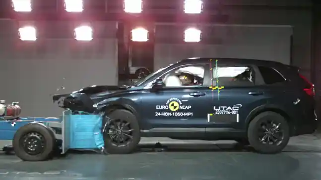 Crash Test - VIDEO: Crash Test Honda CR-V (Euro NCAP)