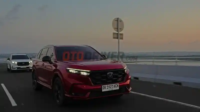Foto - Honda CR-V Telah Dipesan 2.214 Unit, Varian Hybrid Mendominasi