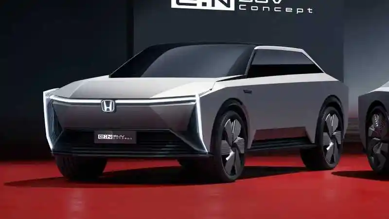 Mobil Listrik - Honda Kenalkan Desain Yang Tak Biasa Melalui Honda e:N SUV