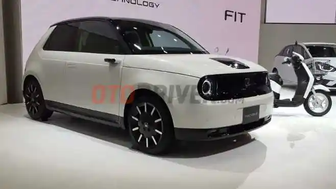 Foto - TMS 2019 : Honda e Jadi Ikon Mobil Listrik Perkotaan Masa Depan