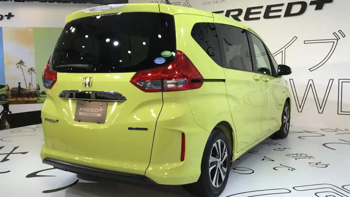 Berita - Honda Indonesia Relakan Toyota Sienta Melenggang Sendirian