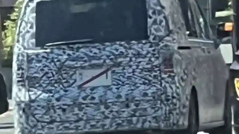 Foto - SPY SHOT: Honda Freed Generasi Terbaru