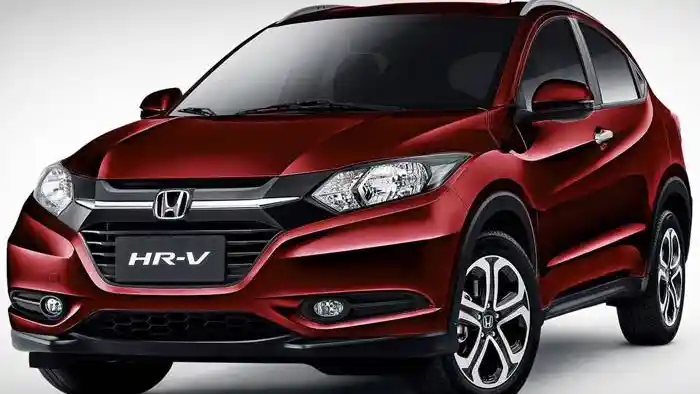 Foto - Honda HR-V di Malaysia Kini Punya Warna Dark Ruby Pearl, Indonesia Tidak Punya