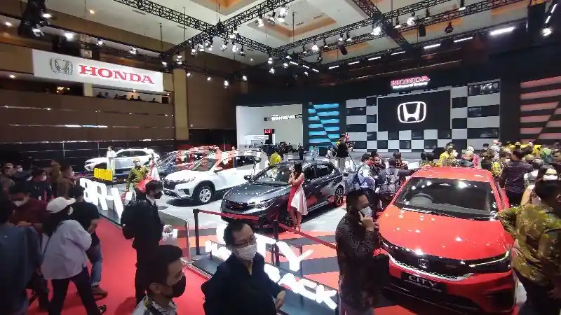 Berita - Tidak Ada Mobil Baru, Honda Andalkan Promo Menarik di IIMS 2023