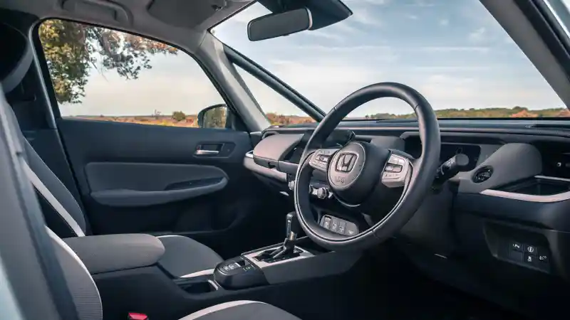 Foto - Honda Jazz Generasi Terbaru Hadir Di Asia Tenggara, Harga Tembus Rp 1 Milyar.