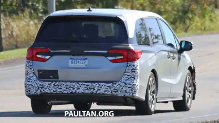 Foto - SPY SHOT: Honda Odyssey Facelift 2020