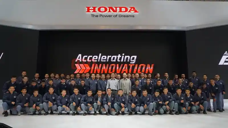 Berita - Honda Ajak Para Siswa Sekolah ke GIIAS 2018 Demi Edukasi Teknologi Canggih