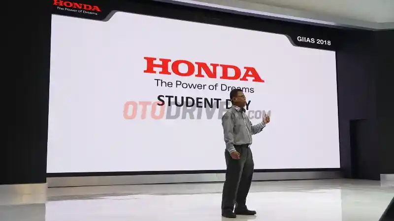 Foto - Honda Ajak Para Siswa Sekolah ke GIIAS 2018 Demi Edukasi Teknologi Canggih