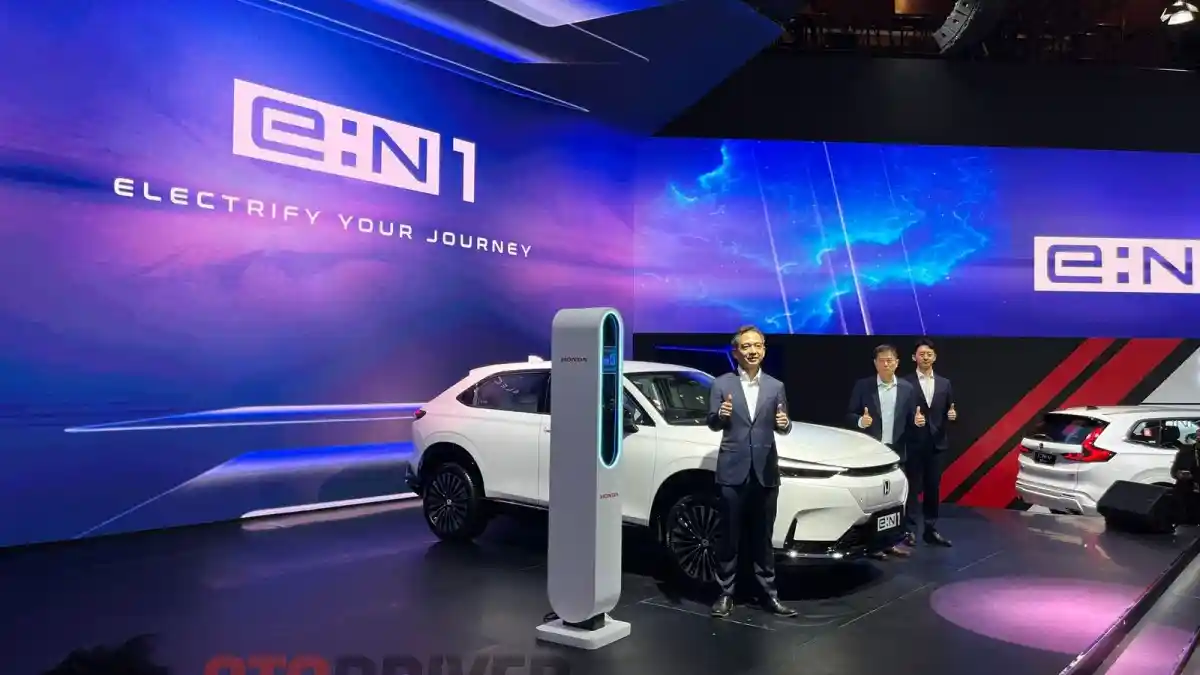 Foto - Honda e:N1 Lagi-Lagi Diperkenalkan Di Indonesia