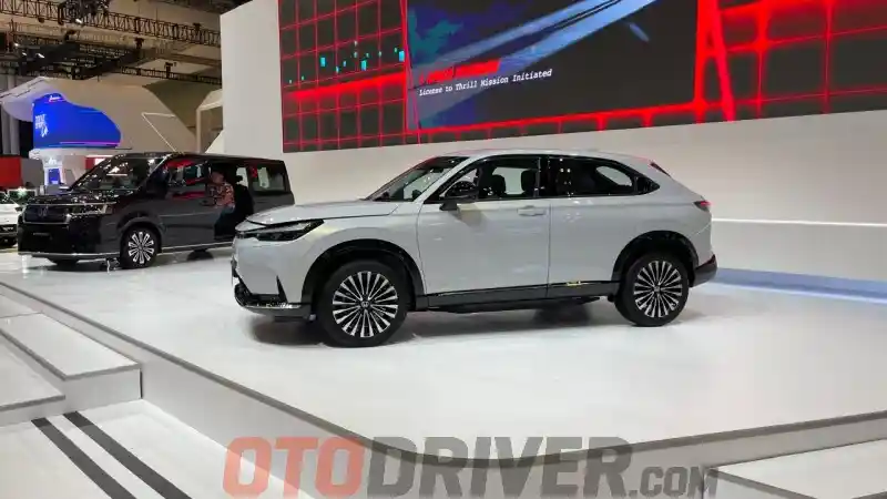 Berita - EV Mulai Melempem, Tapi Honda Malah Ngegas Bermain Mobil Listrik