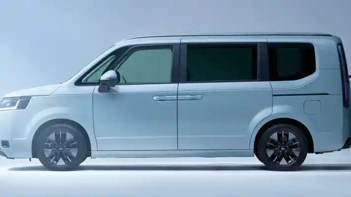 Foto - Honda Step WGN Dikabarkan Segera Hadir Di Indonesia. Toyota Voxy Dan Nissan Serena Wajib Waspada