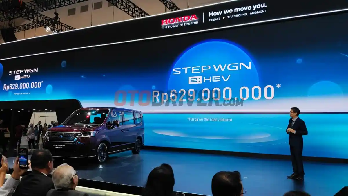 Berita - Honda Stepwgn e:HEV Resmi Dijual Rp 629 Juta Di GIIAS 2025, Siap Jegal Toyota Voxy dan Nissan Serena